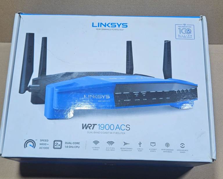 Linksys wrt1900acs Dual-Band Wi-Fi Router with Ultra Fast 1.6GHz CPU /w OpenWRT