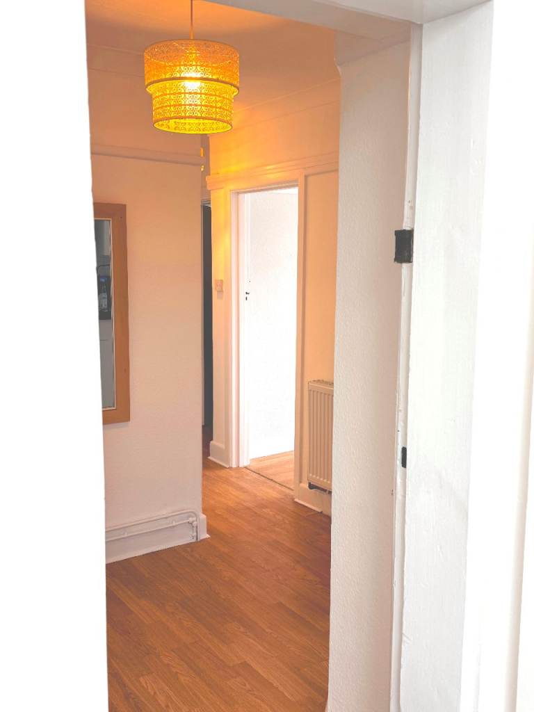 A 2 Bedroom flat for rent Queens Pk / Charminster
