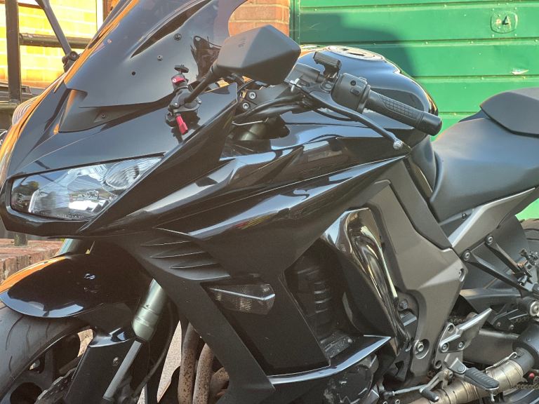 Kawasaki Ninja z 1000 Sx triple black 1043 (cc)