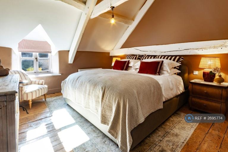 2 bedroom house in Lower Oddington, Moreton In Marsh, GL56 (2 bed) (#2695774)