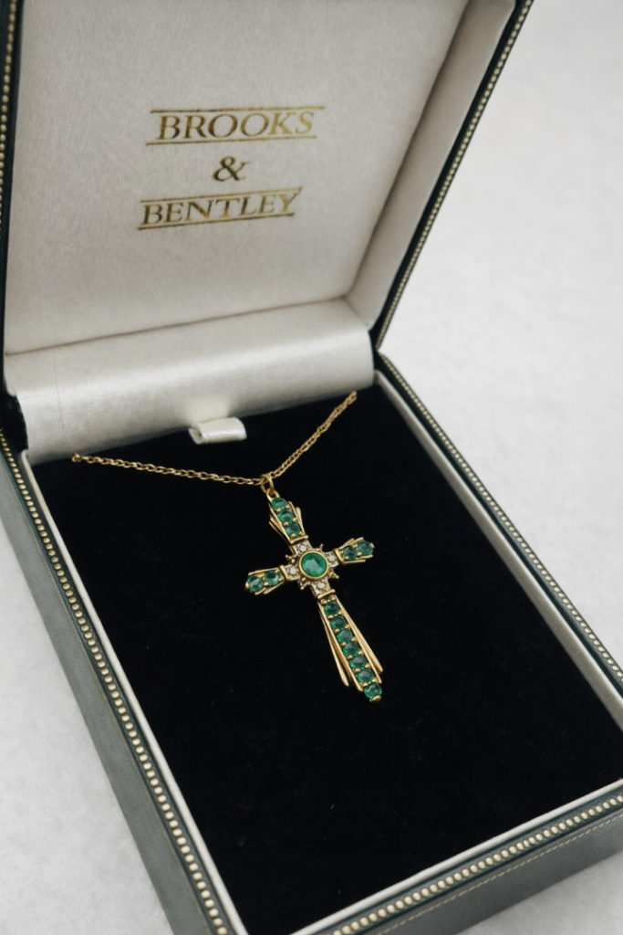 Exquisite Vintage 9ct Gold Crucifix Natural Emeralds and Diamond Pendant on 9ct Chain
