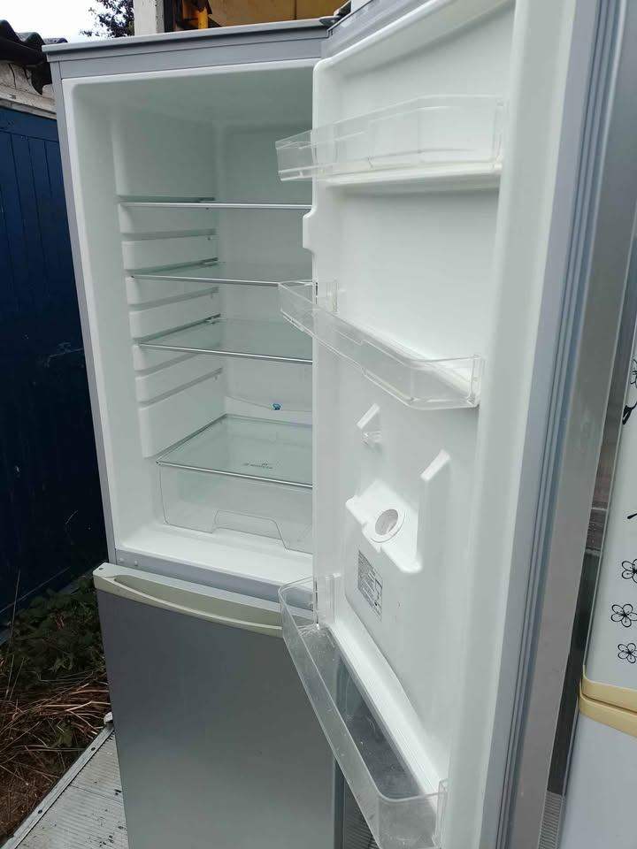Fridge freezer with free delivery