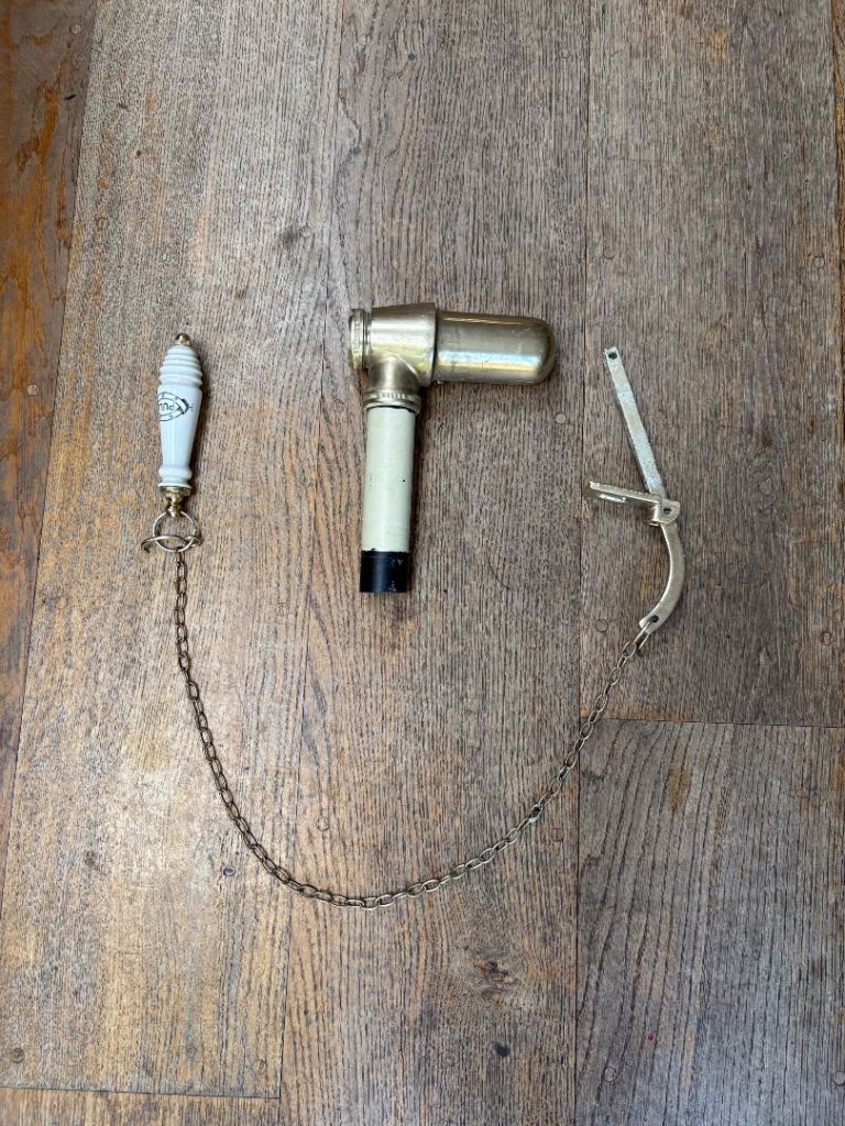 Vintage Brass Cistern Lever & Chain Pull