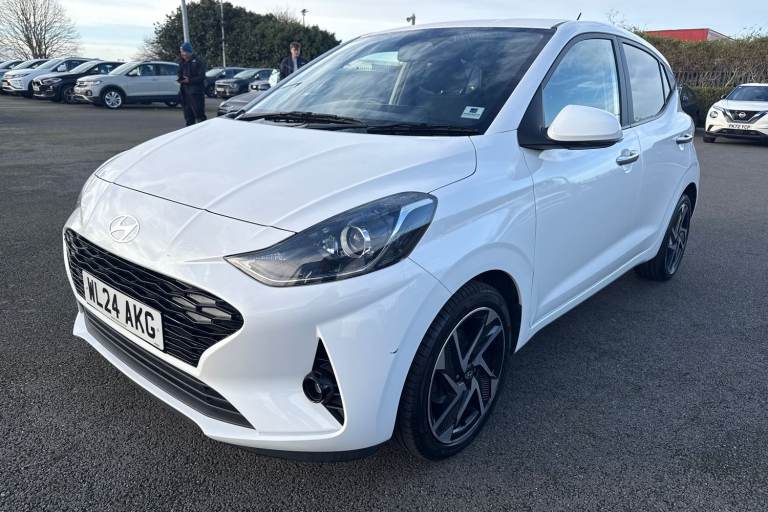 2024 Hyundai i10 1.2 Premium Euro 6 (s/s) 5dr Hatchback PETROL Manual
