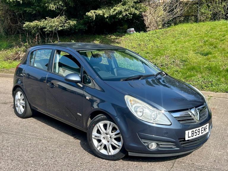 2009 Vauxhall Corsa 1.4i 16V Design 5dr Auto Sat Nav HATCHBACK Petrol Automatic