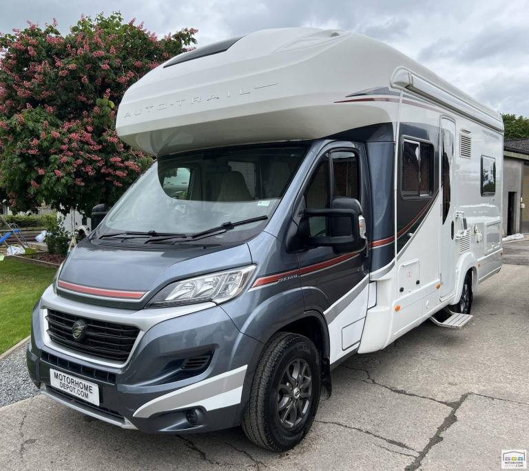 Autotrail Tracker FB, 2014, 6 berth rear fixed bed coachbuilt motorhome