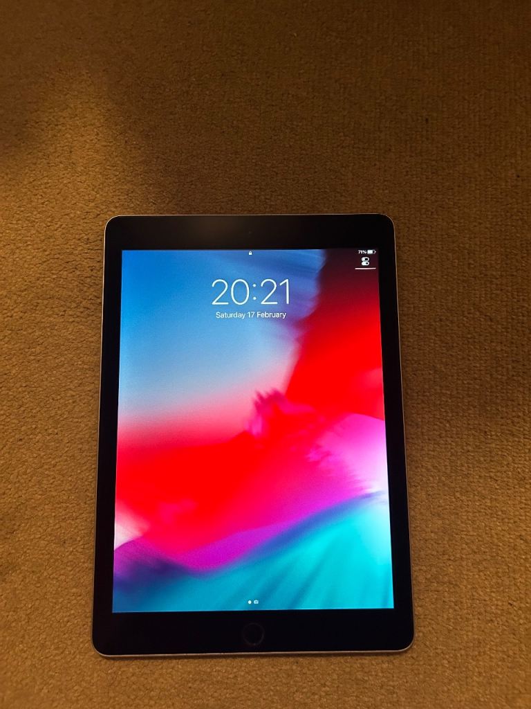 Apple iPad Air 2 32GB, Wi-Fi, 9.7in - Space Grey