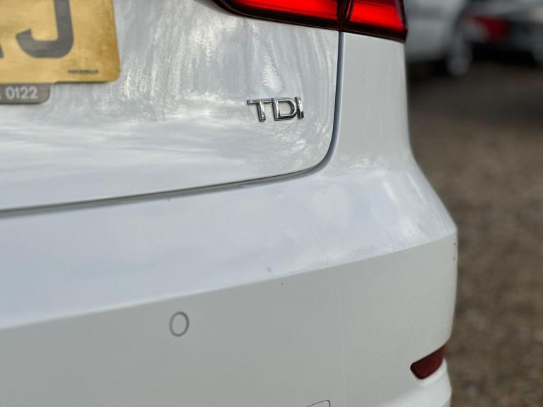 2015 Audi A3 1.6 TDI 110 S Line 4dr S Tronic SALOON DIESEL Automatic