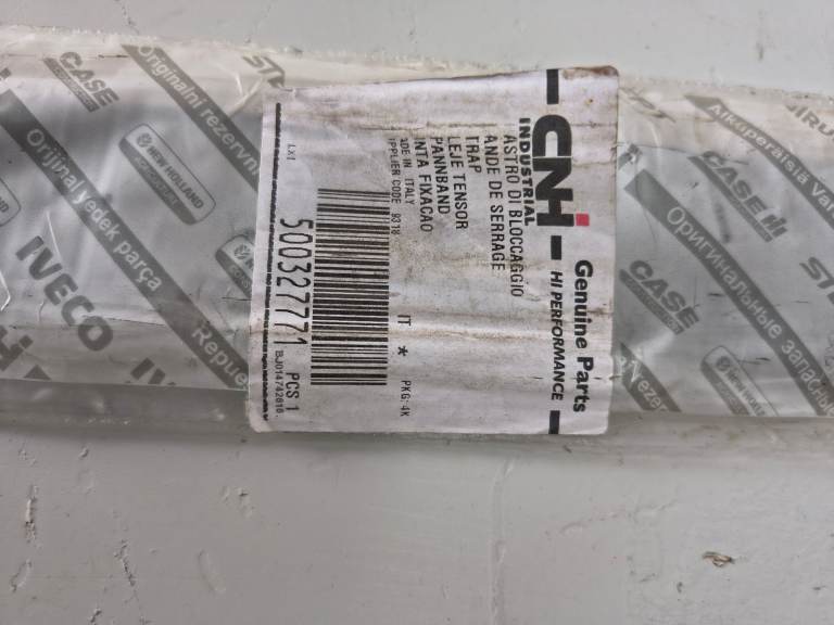 Iveco Daily Fuel Tank Support Straps (Pair) 500327771