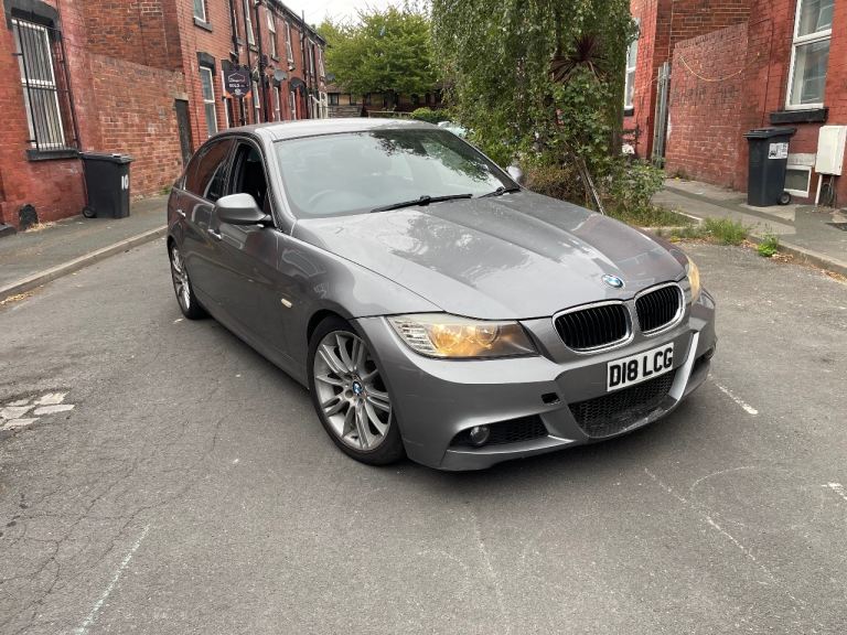BMW, 3 SERIES, Saloon, 2009, Manual, 1995 (cc), 4 doors