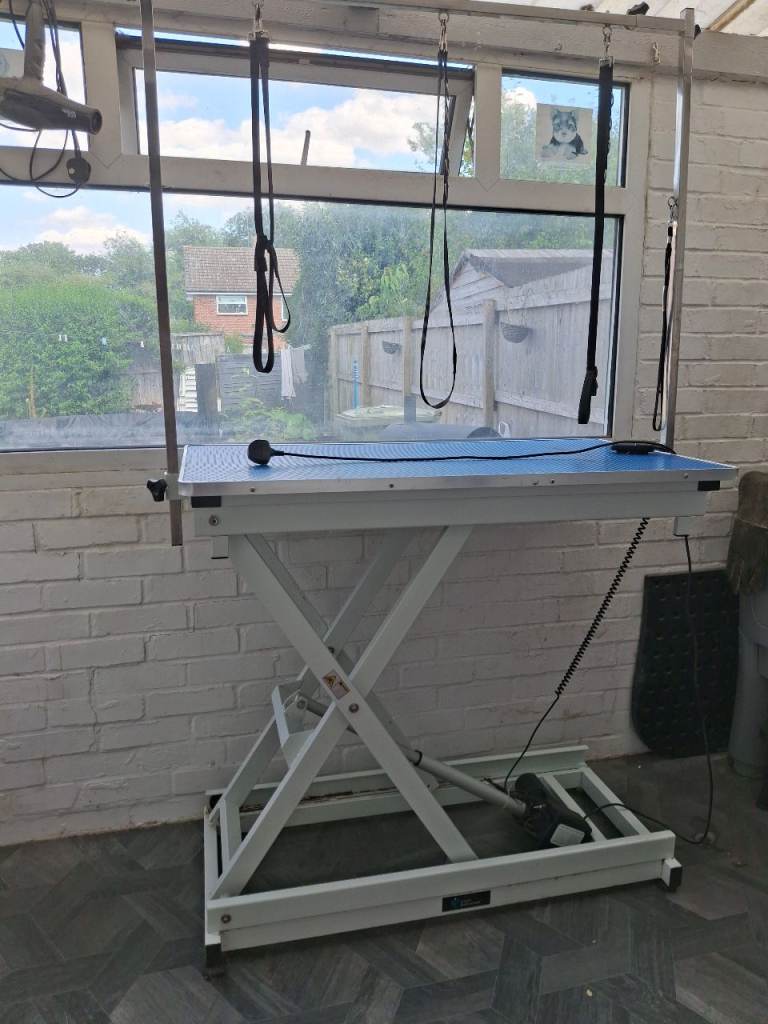 Dog grooming bath&table