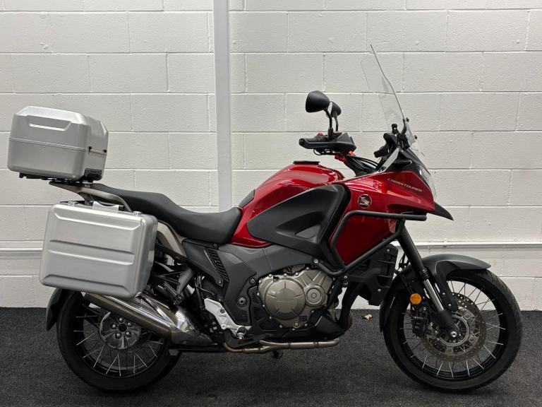 HONDA VFR1200X CROSSTOURER ABS ** Full Honda Luggage - 12 Months MOT - HISS **