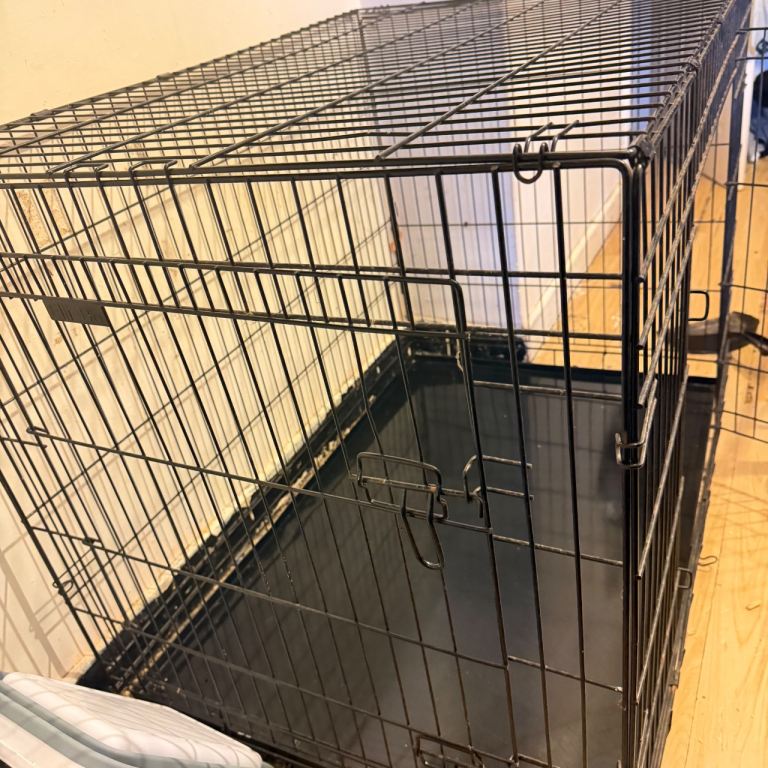 Pet crate/cage 