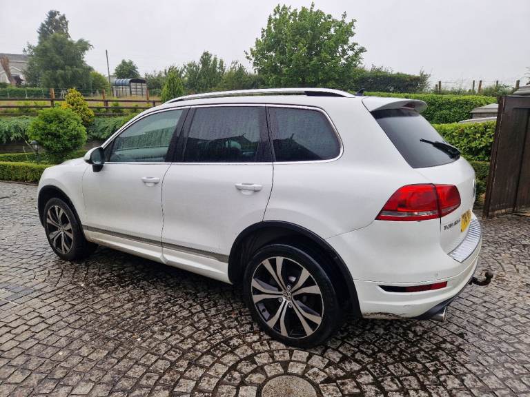 Volkswagen, TOUAREG, Estate, 2012, Semi-Auto, 2967 (cc), 5 doors