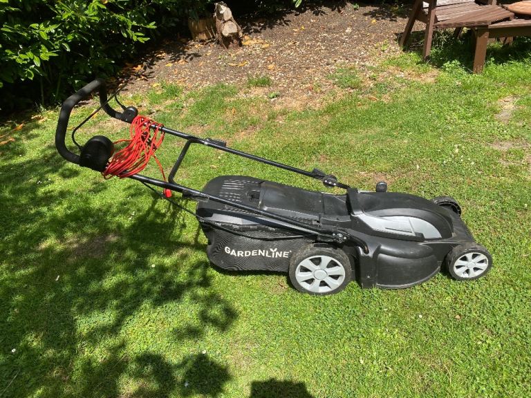 Gardenline Electric Lawnmower 38cm, 1800W, Good Condition