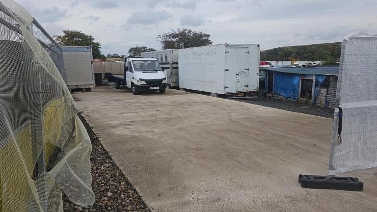 Industrial Yard Space /garage / unit 