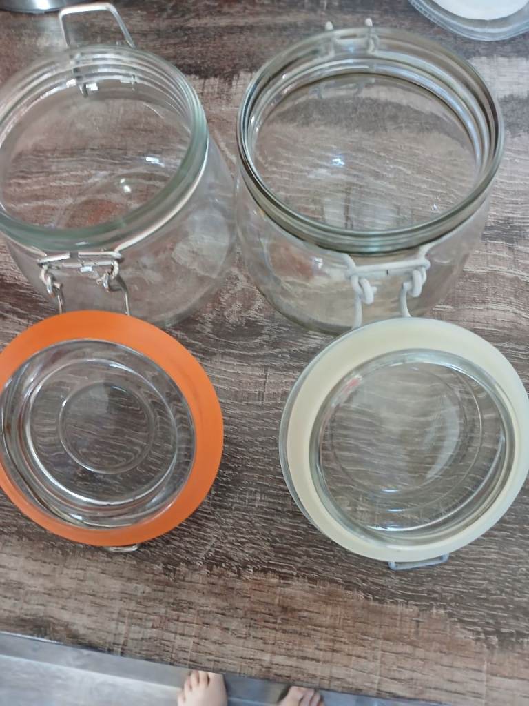 Set of 4 glass storage jars