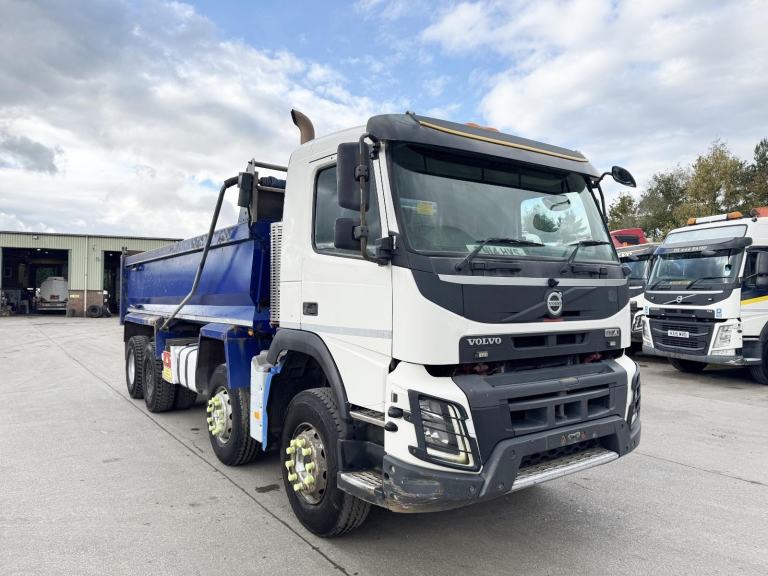 2014 VOLVO FMX 410 8X4 STEEL BODY TIPPER 