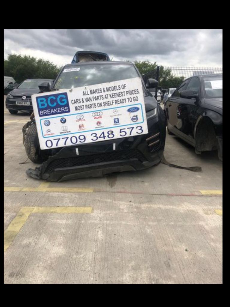 2021 Range Rover evoque parts breaking bcg black 