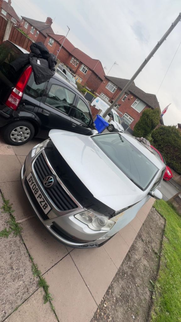 VW Passat 1.9PD Breaking