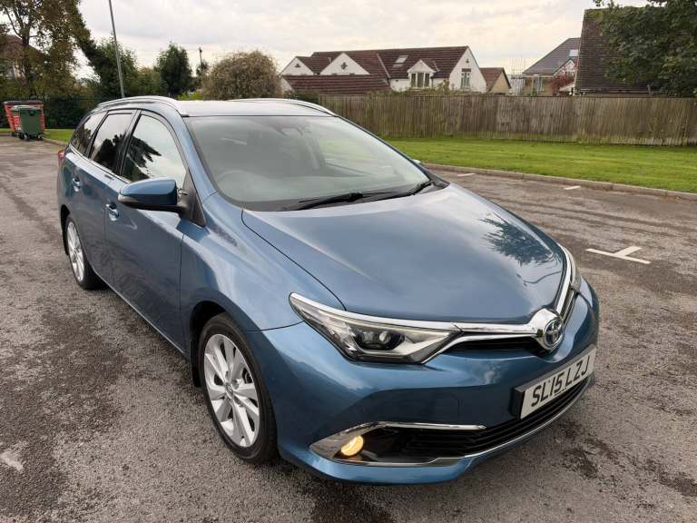2015 Toyota Auris 1.8 Hybrid Excel TSS 5dr CVT ESTATE Petrol/Electric Hybrid Automatic