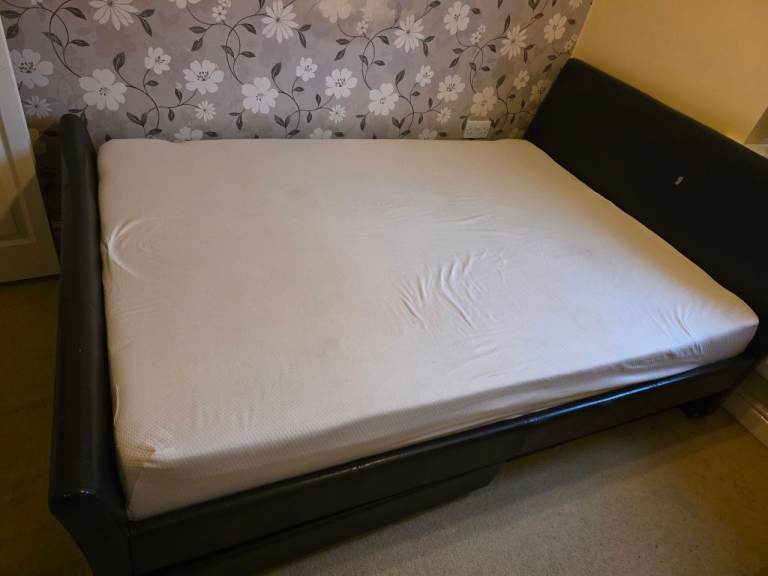 Free 1 x king size and 1 x double size mattress