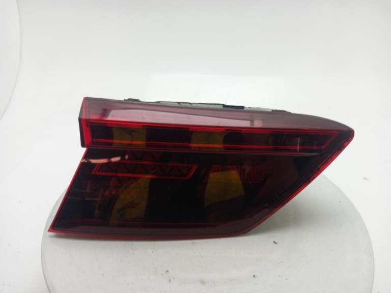 Volkswagen Tiguan Tail Light Rear Lamp N/S 2016-2021 5 Door Estate Lh