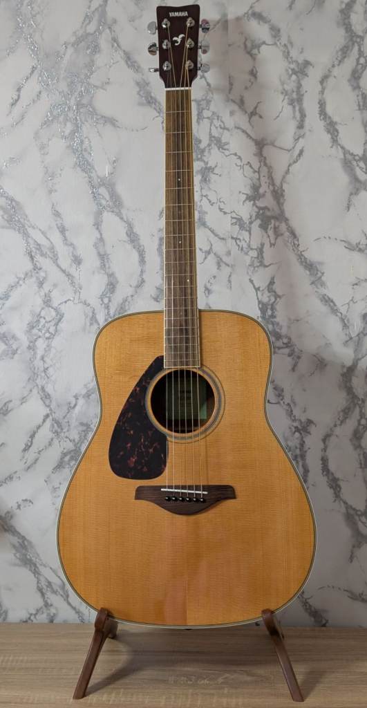 Yamaha FG820L Left Handed Acoustic Guitar with Taylor Mahogany Guitar Stand (Natural Finish)