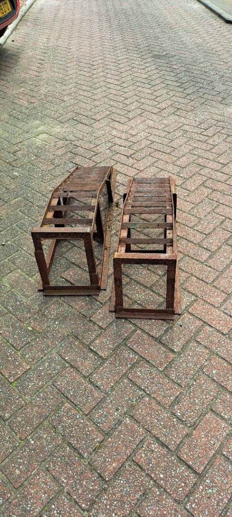Heavy duty car / van ramps.