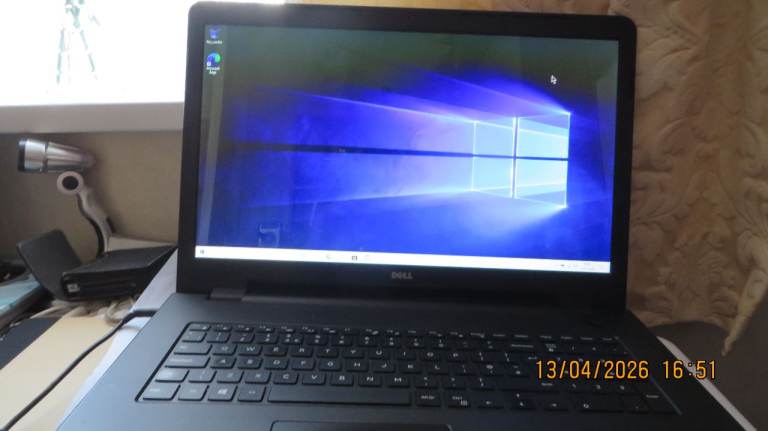 DELL INSPIRON 5759 Core i3 17.32 SCREEN Laptop