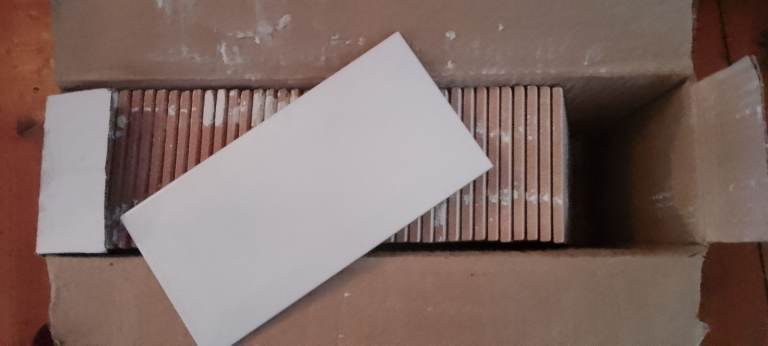 Metro white tiles 10x20