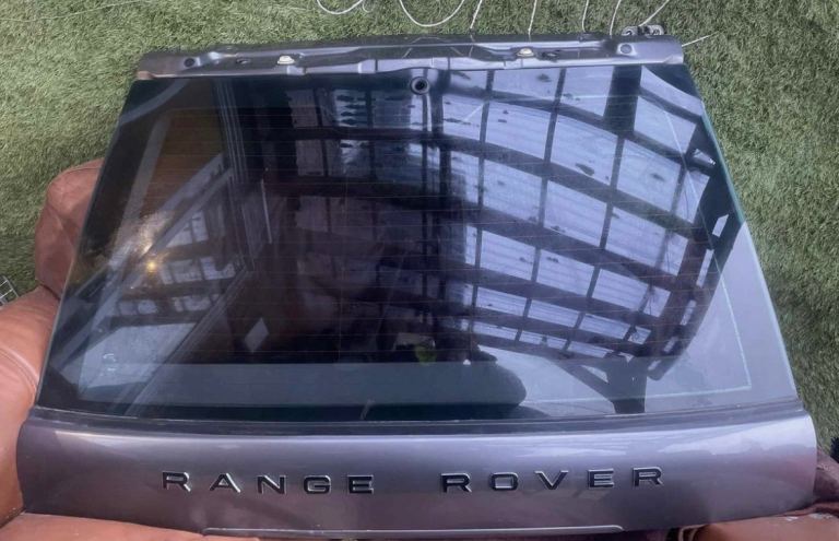 Upper Tailgate with Glass Range Rover L322 Stornoway Grey