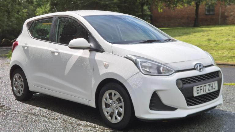 HYUNDAI i10 SE - IN GREAT CONDITION - JUST 2 OWNERS - 2 KEYS - NEW CLUTCH