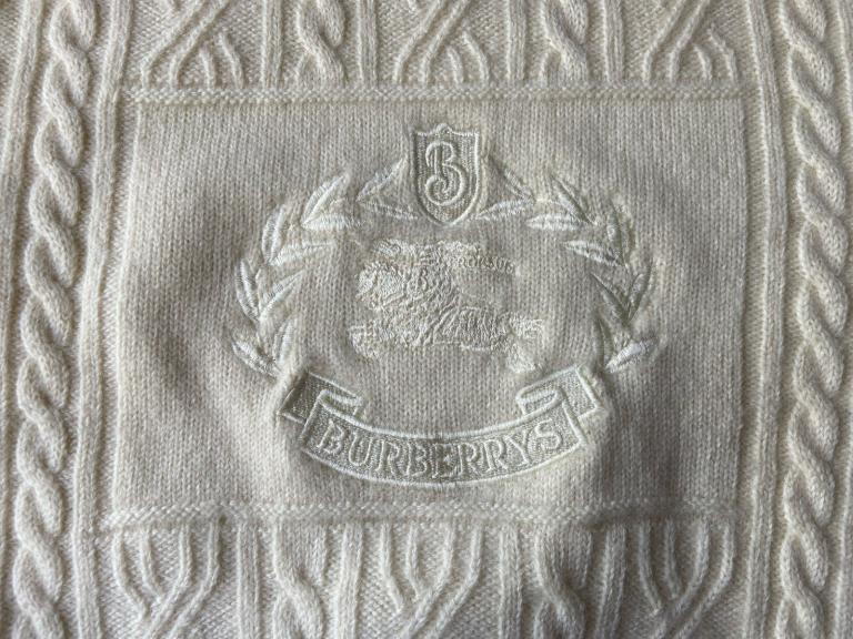 Burberry Vintage Heavy Pure New Wool Jumper Made In England
