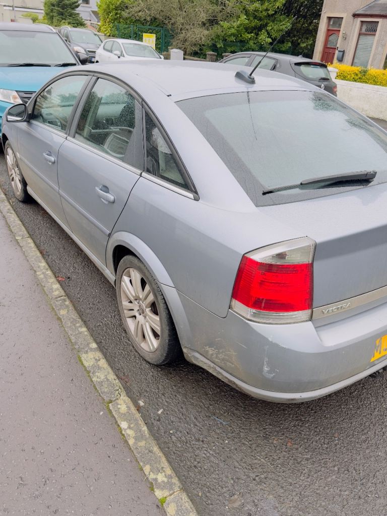 Vauxhall, VECTRA, Hatchback, 2006, Manual, 1910 (cc), 5 doors