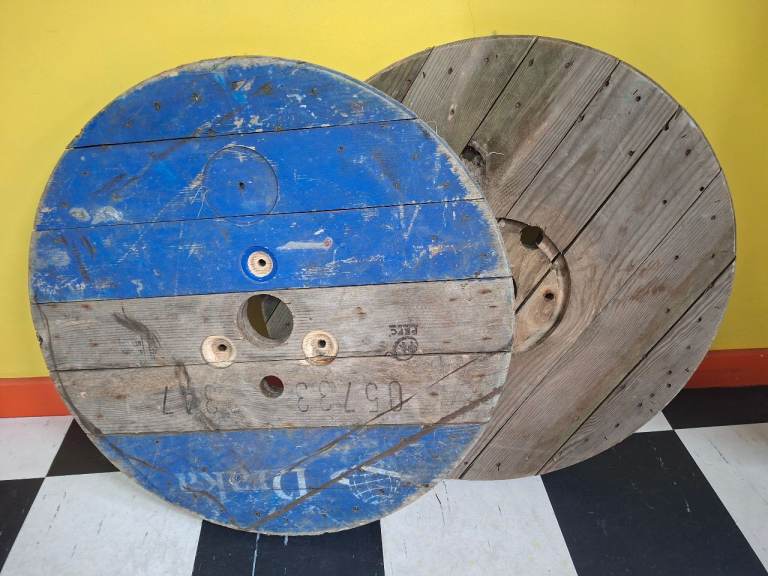 Cable Drum Top (2 available)