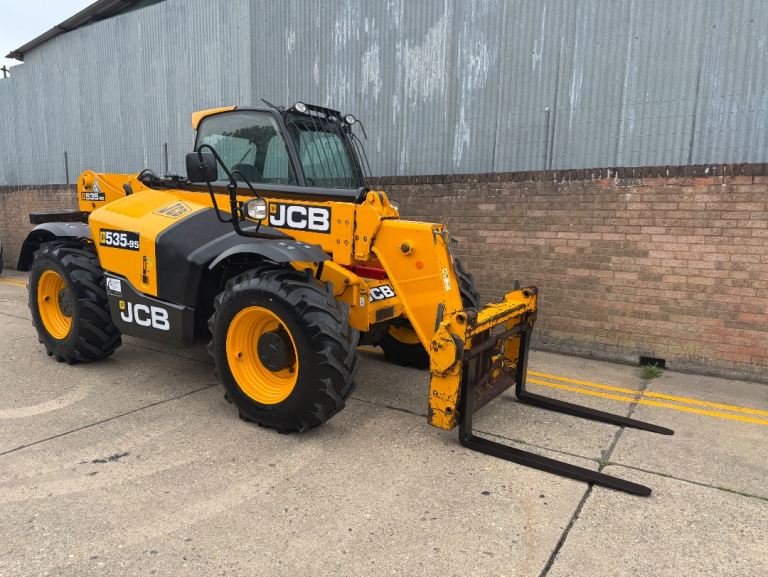2019 JCB 535-95 Telehandler, 1 owner, Beautiful machine 