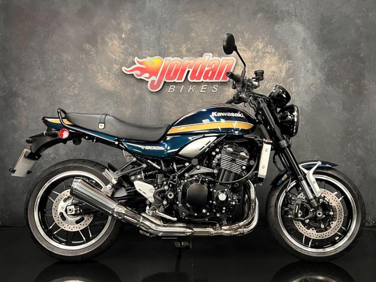 2023 Kawasaki Z ZR900KPFBB Special Colour Graphics (23MY) PETROL Manual
