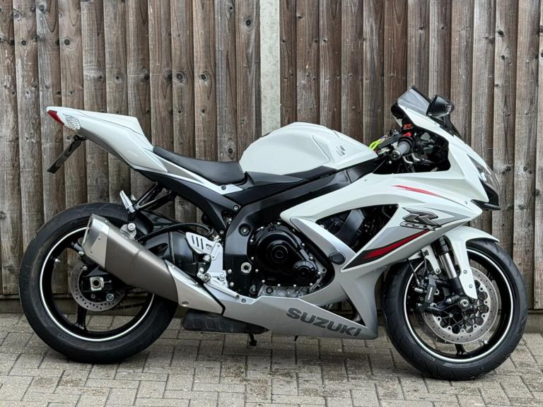 SUZUKI GSXR 750 K9 2009 (59) SUPER SPORT + RARE COLOUR SCHEME 