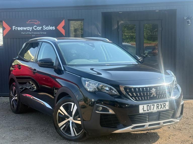 PEUGEOT 3008 1.2 PureTech Allure Petrol EAT Euro 6, Auto, FSH, Pan Roof, Nav