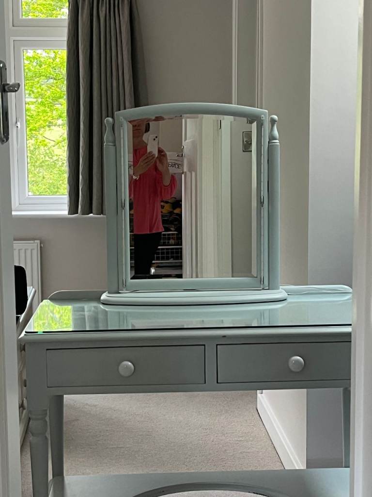 Dressing table/desk solid wood and mirror