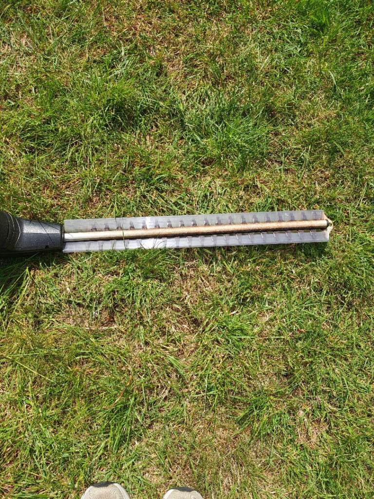 Mac Allister MHTP550P 550W corded hedge trimmer