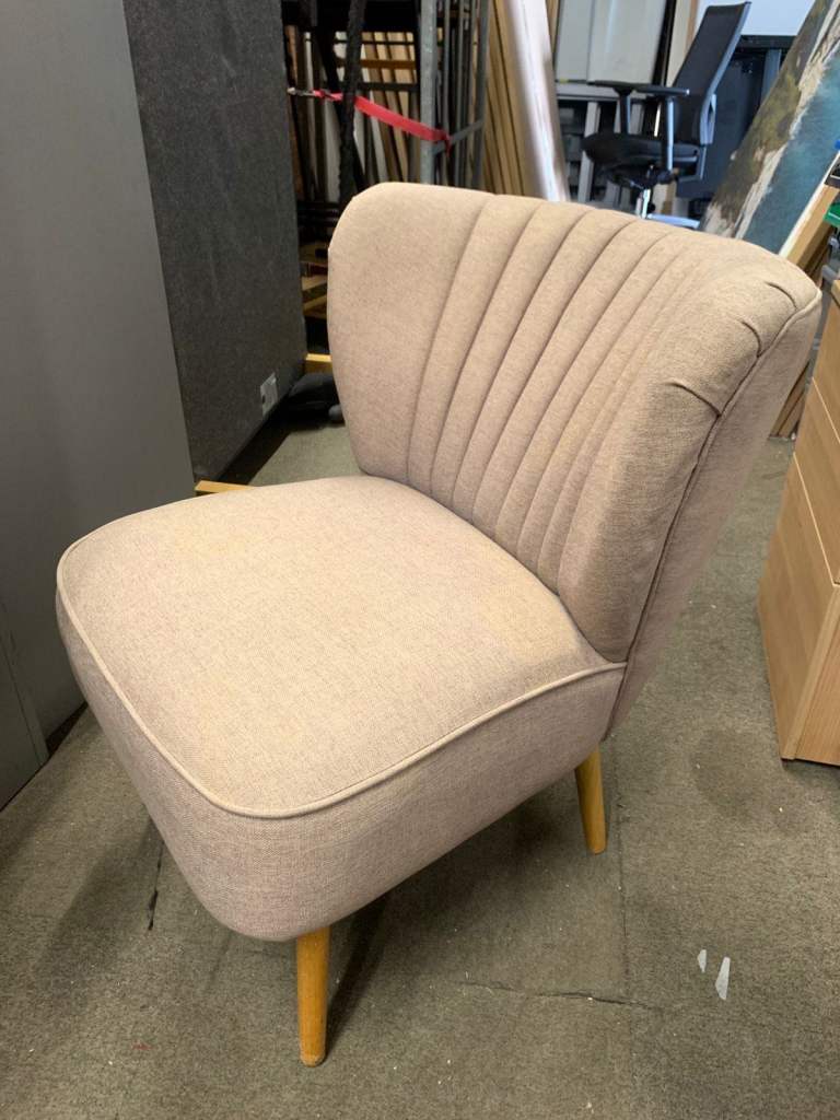 Lounge chair