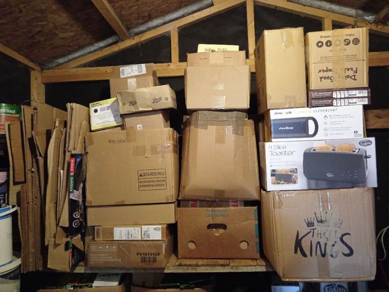 Cardboard boxes in all sizes 