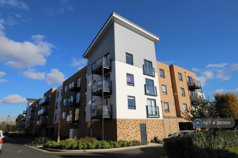 2 bedroom flat in Creek Mill Way, Dartford, DA1 (2 bed) (#2165651)
