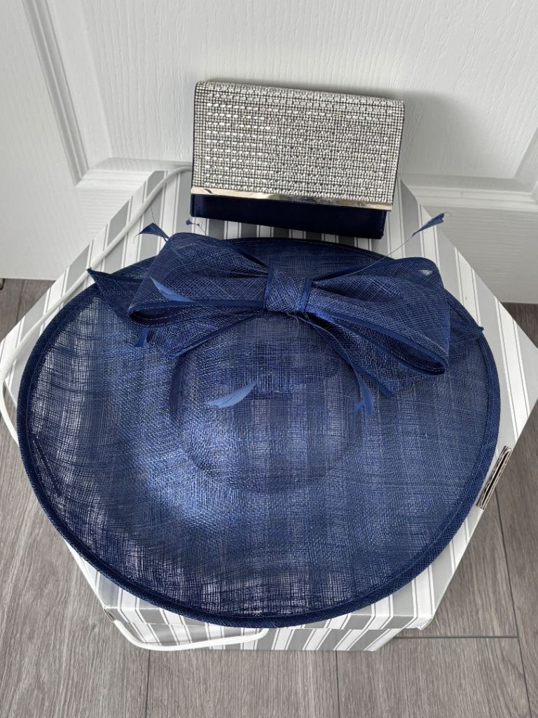 Navy Mother of the Bride dress and accessories 