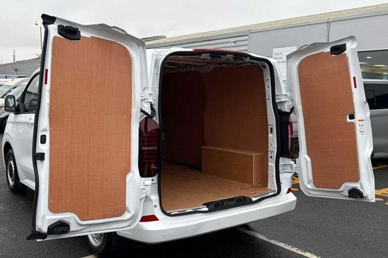 2025 Volkswagen Transporter Commerce Plus 2.0 TDI 110 PS 6sp Manual Van DIESEL Manual