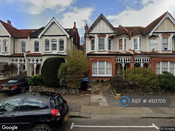1 bedroom in Palmers Green, London, N13 (#450705)