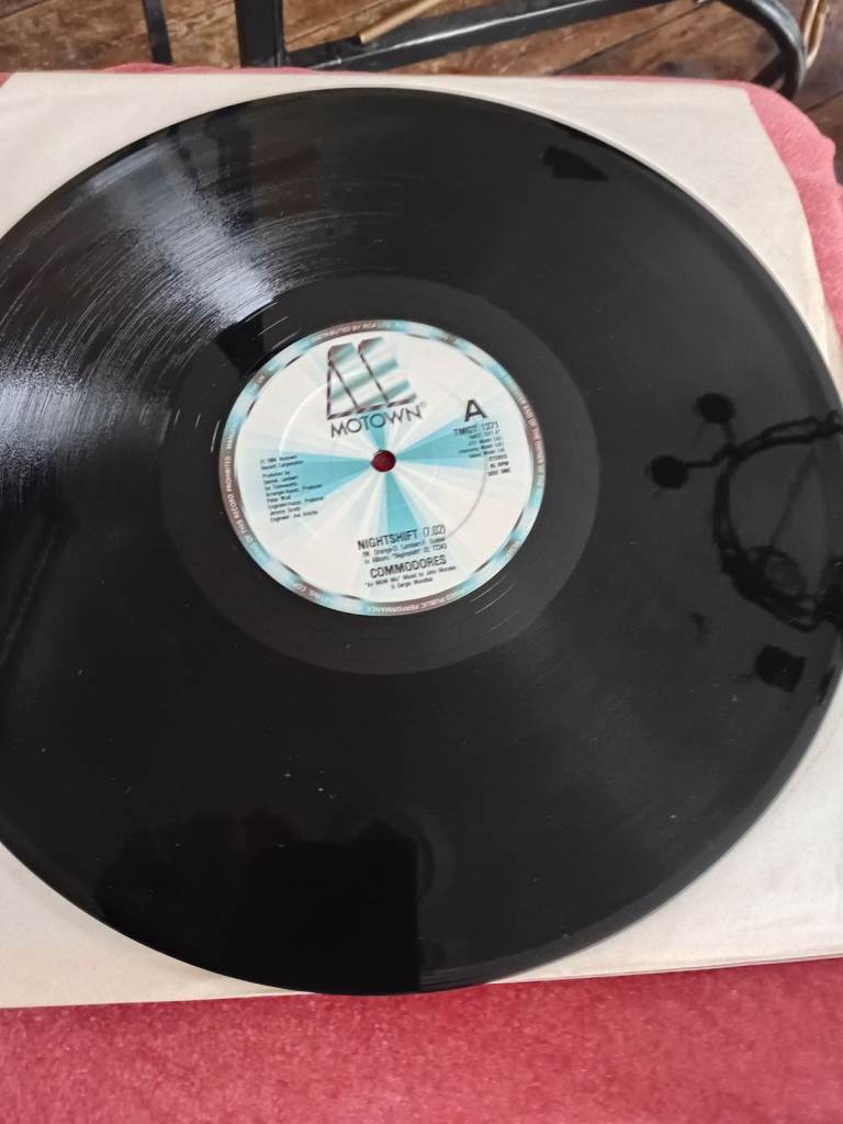 12inch Single - Commodores - Nightshift