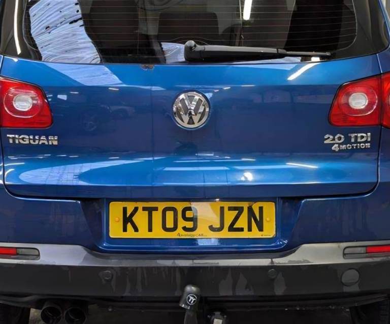 Volkswagen, TIGUAN, Estate, 2009, Manual, 1968 (cc), 5 doors